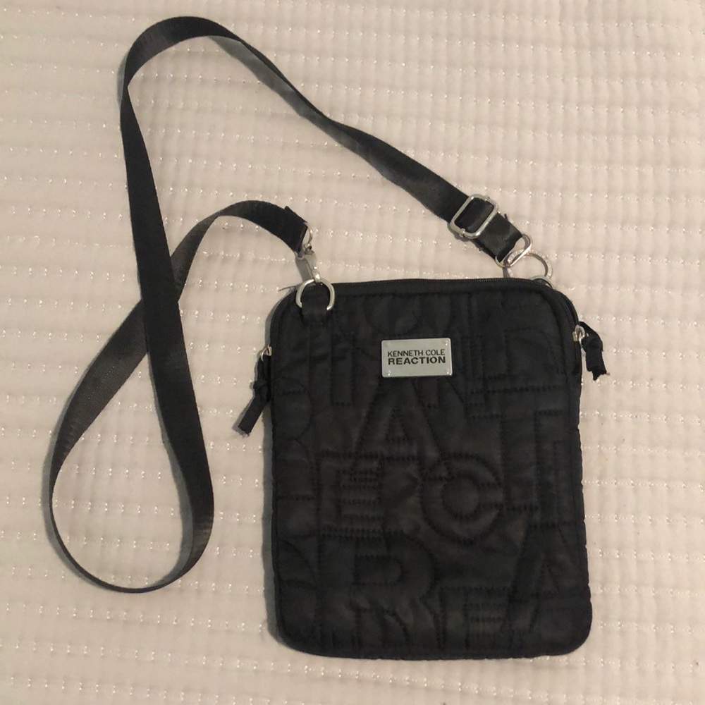 Black Kenneth Cole crossbody purse